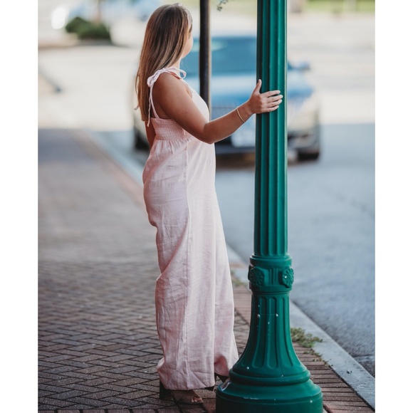 • Palm Collective • Bonnie Linen Jumpsuit in Pink - Picture 6 of 6